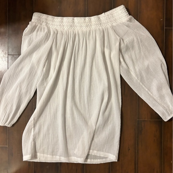 Off the shoulder white blouse - Picture 1 of 1